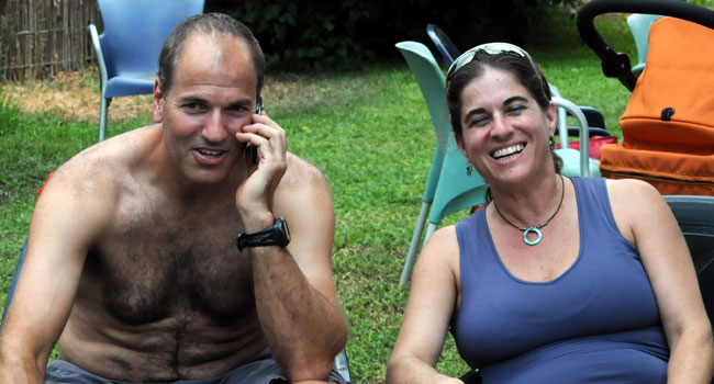 ניצפה דורון דרמון, המנמ"ר של קרן רשי, ואשתו שאיתו