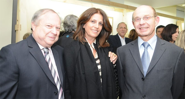 מלאך עם מירי רובינו, יו"ר ארגון העובדים הארצי של לאומי ומשמאלה, ראובן אדלר, דירקטור בלאומי