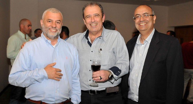 מימין: שלמה בנארדטה, מנכ"ל דורקום; ליביו שפסה, מנמ"ר בדק, התעשייה האווירית; יהושע בקולה, מנכ"ל HP 
