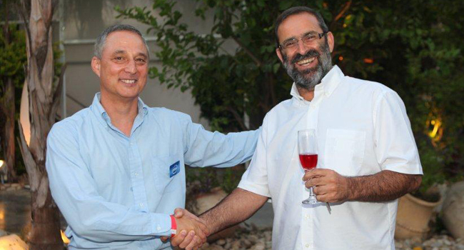 רמי נחום - מייסד, בעלים ומנכ"ל טריפל-סי ו-Triple Cloud, עם סיני ברקת - מנכ"ל אינטל ישראל