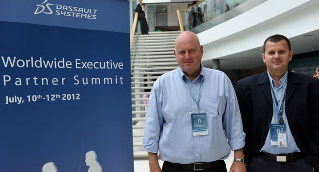 מימין: אסף שואבי, מנכ"ל EDAis; ואייל הכלר, מנהל פיתוח עסקי בדאסו סיסטמס