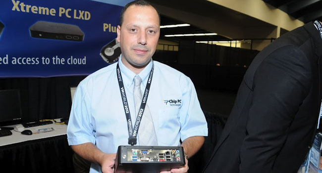 מחשב ה-HD PC העוצמתי, מבוסס חלונות 8, אשר הושק ב-VMworld 2012