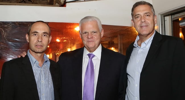 מימין: קובי רוזנגרטן, שותף JVP; ג'ו טוצ'י, מנכ"ל ויו"ר EMC; וגדי תירוש, שותף JVP
