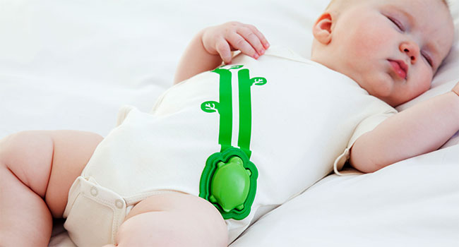 Nursery 2.0 - המערכת מודדת בזמן אמת את חום הגוף והדופק של התינוק