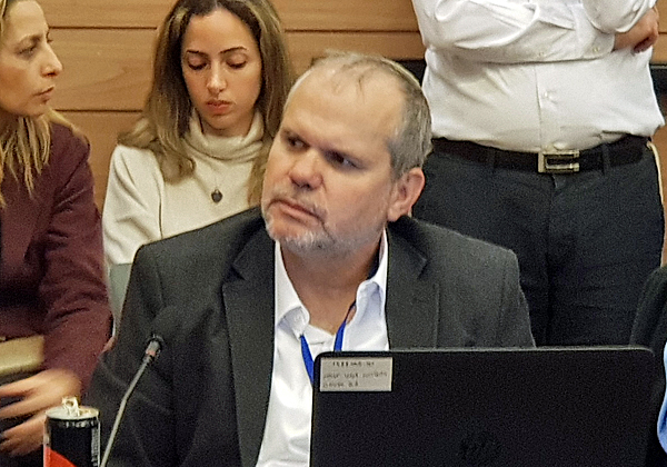 רונן זרצקי, יו"ר ועדת התכנים של פורום C3 של אנשים ומחשבים. צילום: פלי הנמר