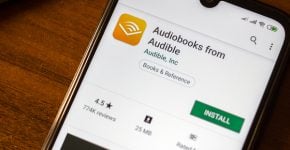 אפליקציית Audiobooks של אודיבל מבית אמזון. צילום: BigStock