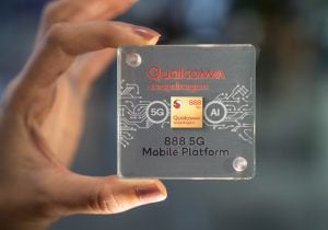 מיותר בעבור גוגל? Snapdragon 888 של קוואלקום. צילום: אתר החברה