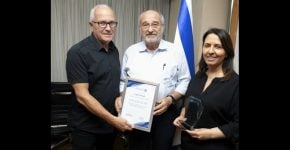 מימין: גילה גמליאל, שרת החדשנות, המדע והטכנולוגיה, פרופ' פרץ לביא - יו"ר המולמו"פ היוצא, וגדי אריאלי - מנכ"ל משרד החדשנות, המדע והטכנולוגיה.